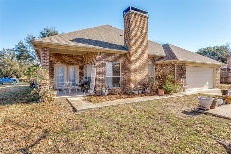 345 Huggins Drive, Springtown TX 76082 - Photo 23