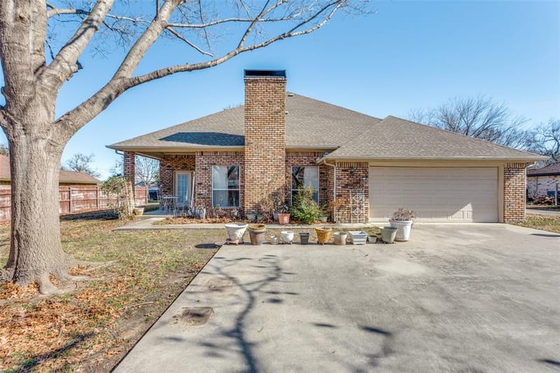 345 Huggins Drive, Springtown TX 76082 - Photo 24