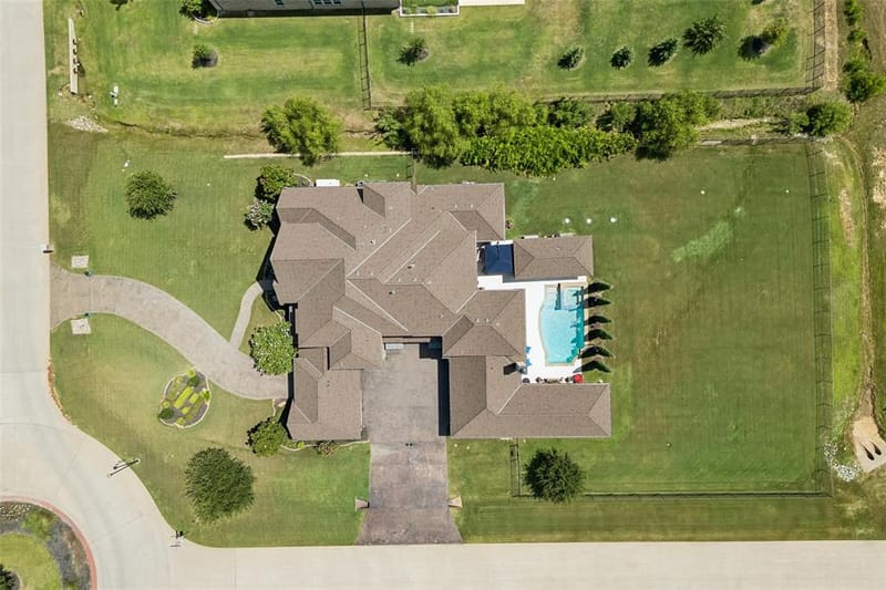 4517 Montalcino Boulevard, Flower Mound TX 75022 - Photo 3