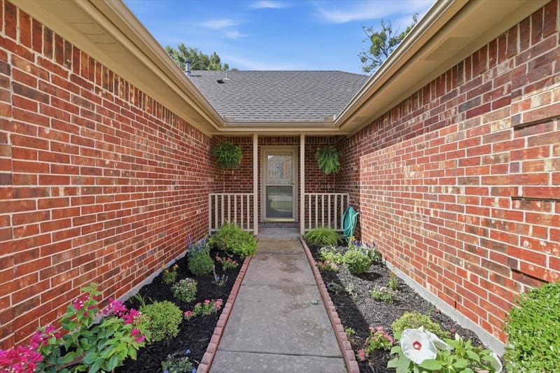 605 Maple Drive, Pilot Point TX 76258 - Photo 7