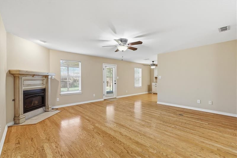 605 Maple Drive, Pilot Point TX 76258 - Photo 10