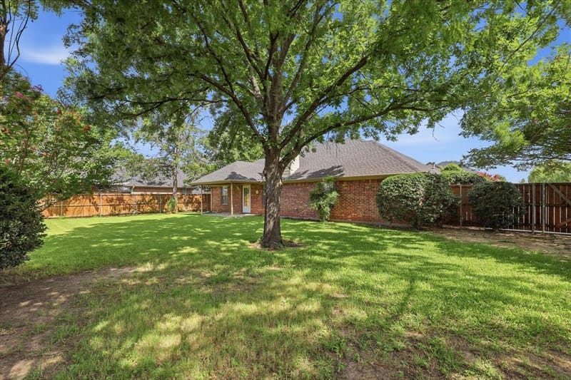 605 Maple Drive, Pilot Point TX 76258 - Photo 35