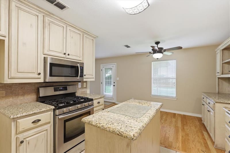 605 Maple Drive, Pilot Point TX 76258 - Photo 21