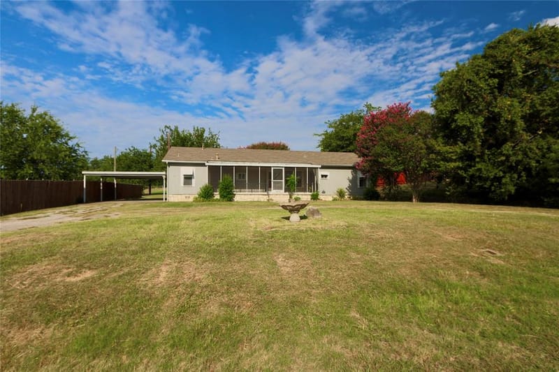 4018 Marana Drive, Granbury TX 76048 - Photo 2