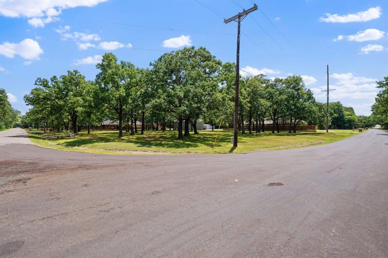 1023 County Road 3310, Greenville TX 75402 - Photo 35