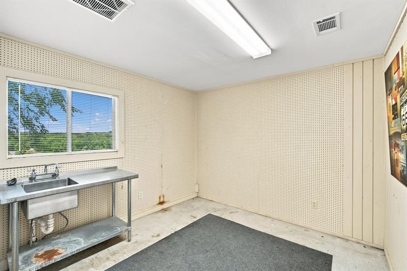 311 County Road 1710, Clifton TX 76634 - Photo 18