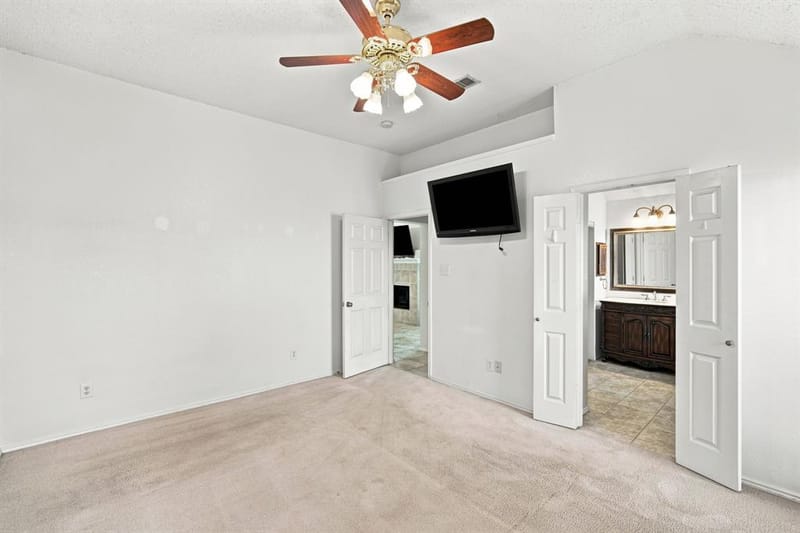 316 Willow Creek Lane, Glenn Heights TX 75154 - Photo 22