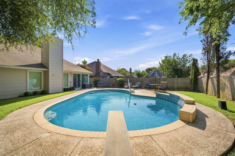 316 Willow Creek Lane, Glenn Heights TX 75154 - Photo 9