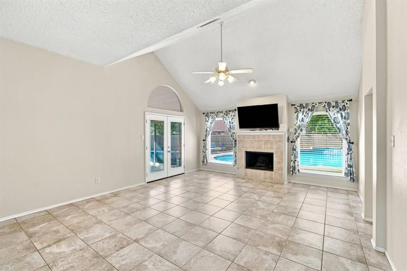 316 Willow Creek Lane, Glenn Heights TX 75154 - Photo 14