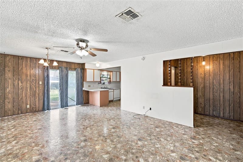 504 E Roosevelt Avenue, Whitney TX 76692 - Photo 22