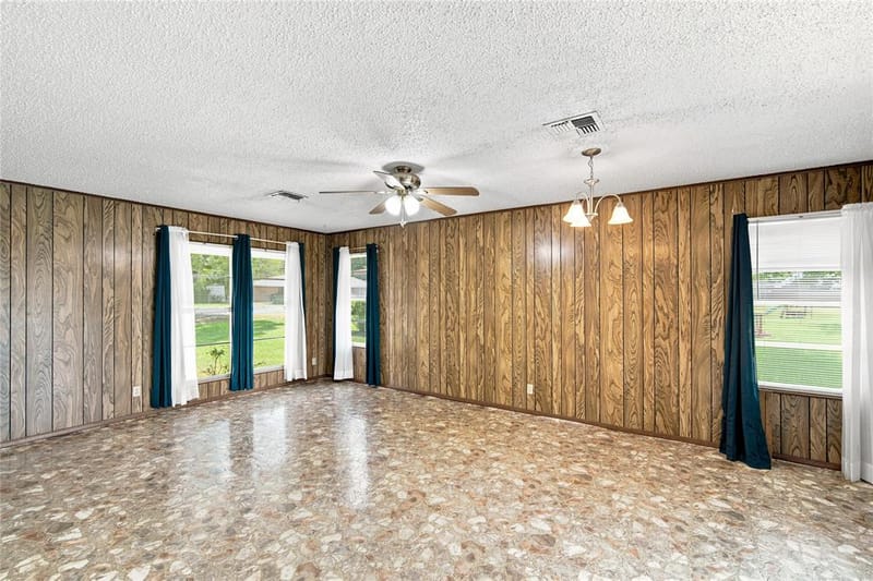 504 E Roosevelt Avenue, Whitney TX 76692 - Photo 7