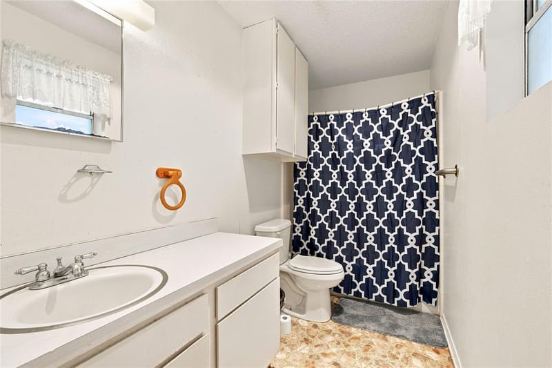504 E Roosevelt Avenue, Whitney TX 76692 - Photo 15