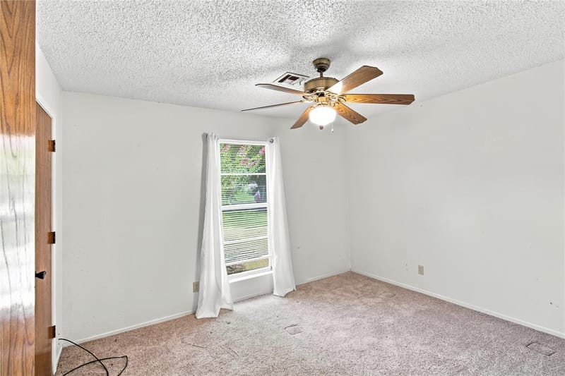 504 E Roosevelt Avenue, Whitney TX 76692 - Photo 11
