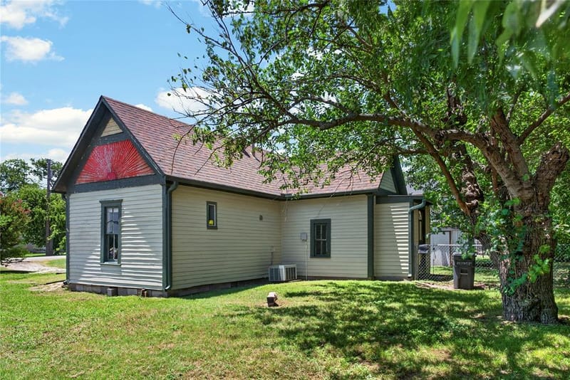 203 Plum Street, Sanger TX 76266 - Photo 24