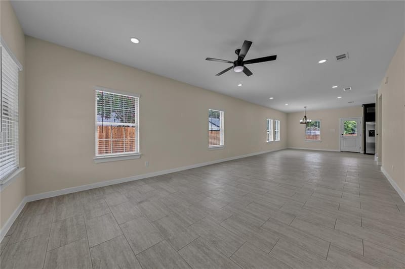 2416 Bird Street, Fort Worth TX 76111 - Photo 6