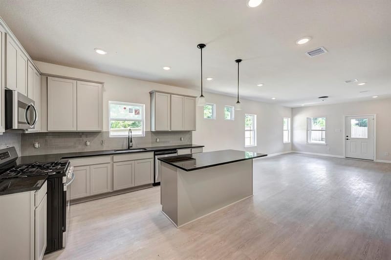 4336 Brayfield Road, Fort Worth TX 76036 - Photo 5