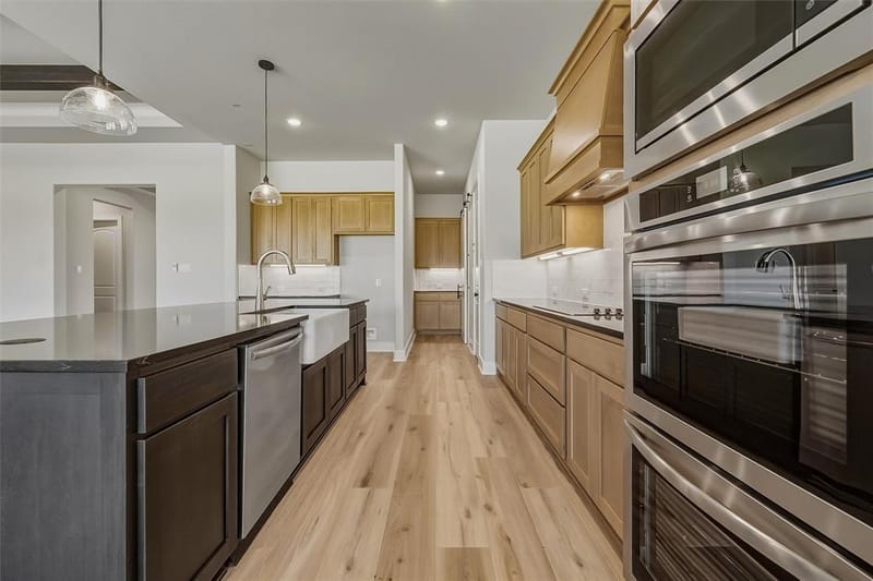 802 Westover Drive, Van Alstyne TX 75495 - Photo 13