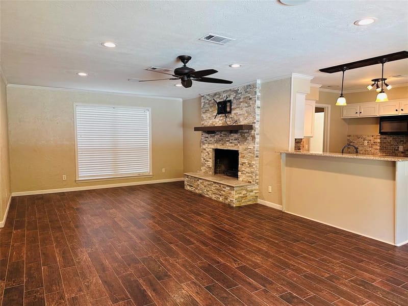 3307 Bogota Street, Athens TX 75752 - Photo 2