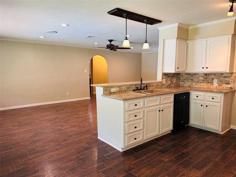 3307 Bogota Street, Athens TX 75752 - Photo 7
