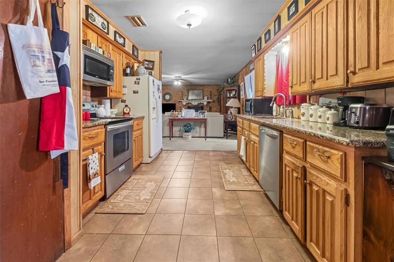 703 Amy Street, Canton TX 75103 - Photo 15