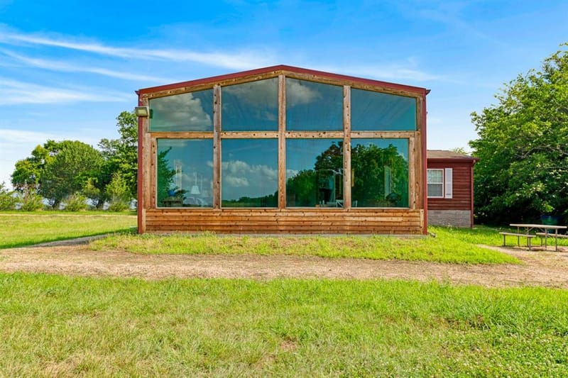 1101 County Road 2810, Honey Grove TX 75446 - Photo 4