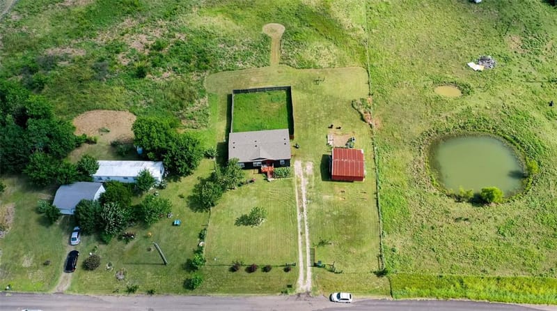3912 County Road 4119, Campbell TX 75422 - Photo 2