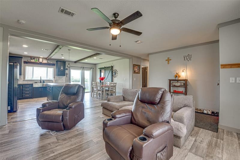 3912 County Road 4119, Campbell TX 75422 - Photo 13