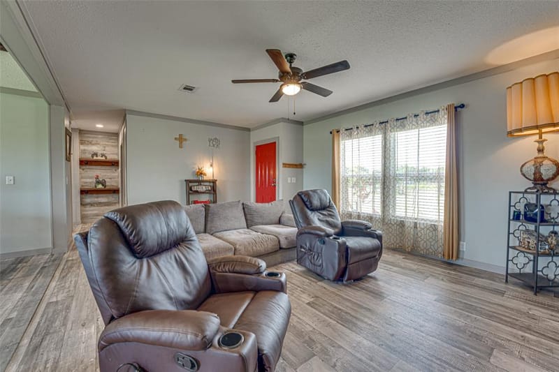 3912 County Road 4119, Campbell TX 75422 - Photo 14
