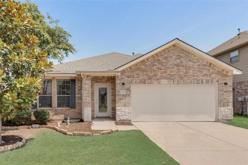 3901 Pitchstone Drive, McKinney TX 75070 - Photo 5