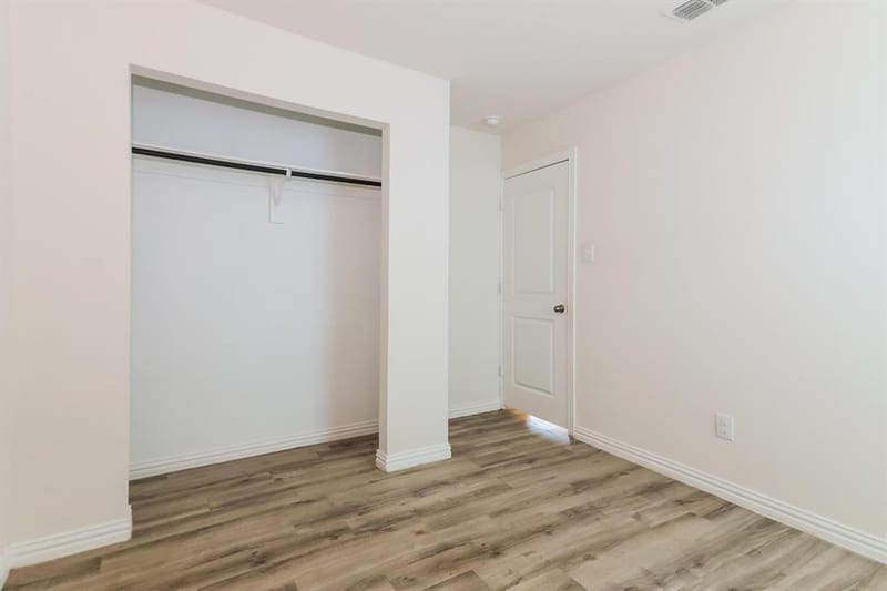 1120 W Owing Street, Denison TX 75020 - Photo 13