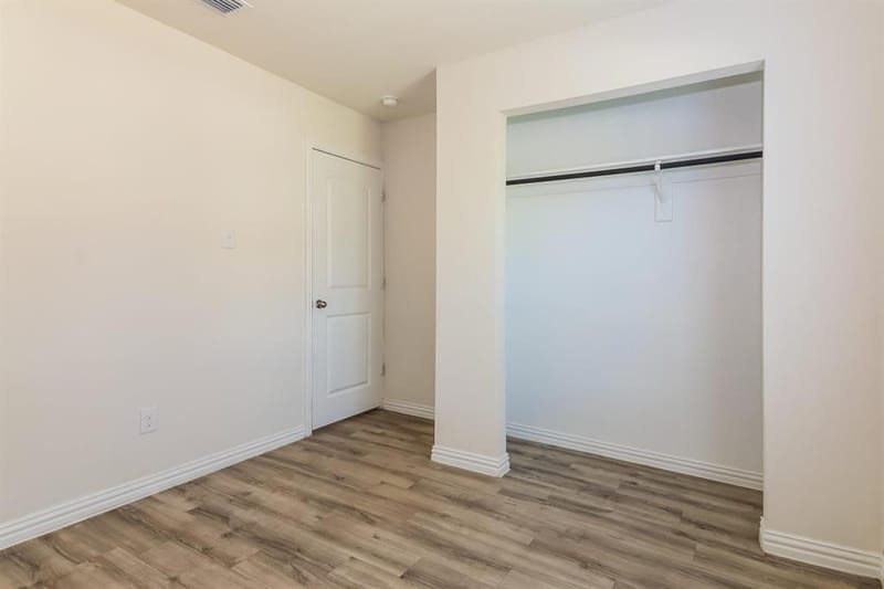 1120 W Owing Street, Denison TX 75020 - Photo 15