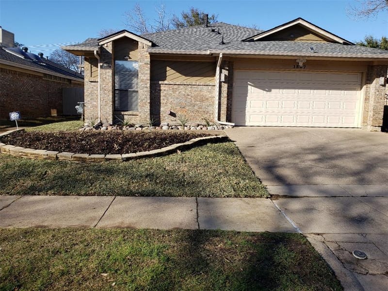 1307 Boardwalk Street, Arlington TX 76011 - Photo 2