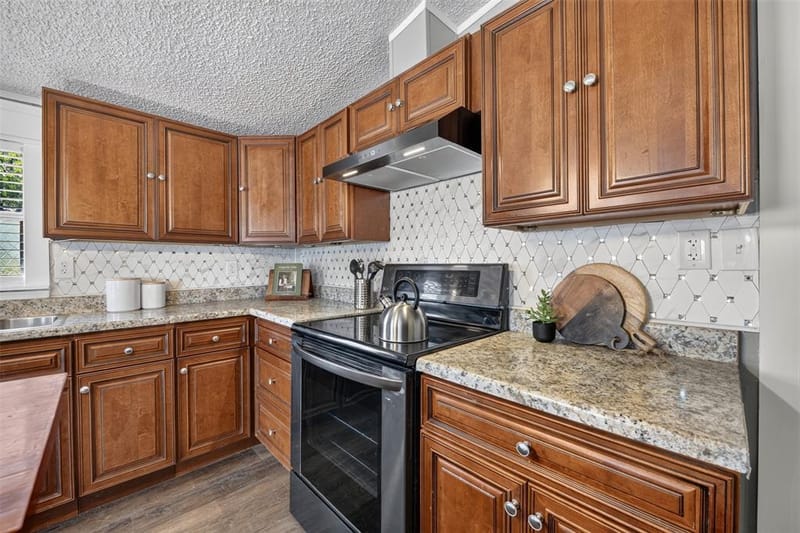 449 Big Salty Drive, Springtown TX 76082 - Photo 9