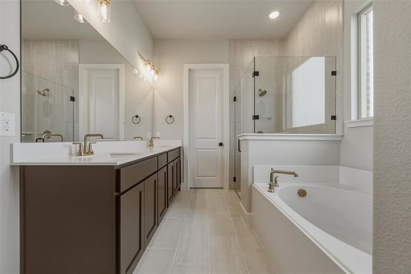 711 Water Side Drive, Van Alstyne TX 75495 - Photo 26
