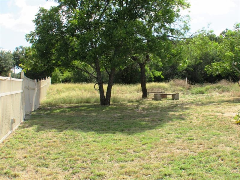 2208 Beverly Drive, Granbury TX 76048 - Photo 17