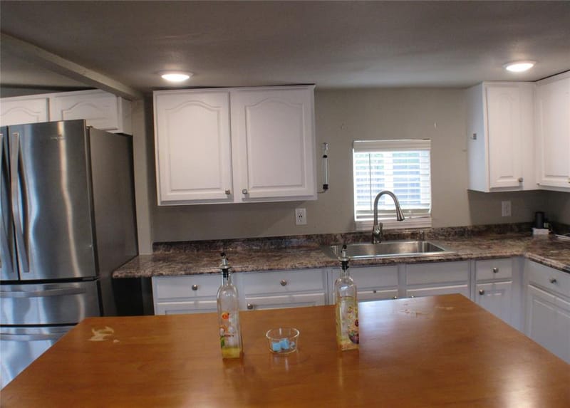 2208 Beverly Drive, Granbury TX 76048 - Photo 28