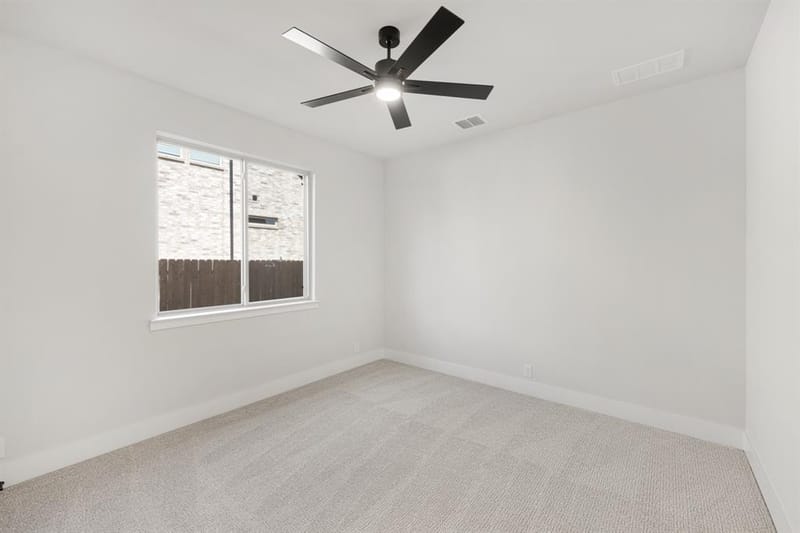 1027 Emerald Trace Drive, Justin TX 76247 - Photo 21