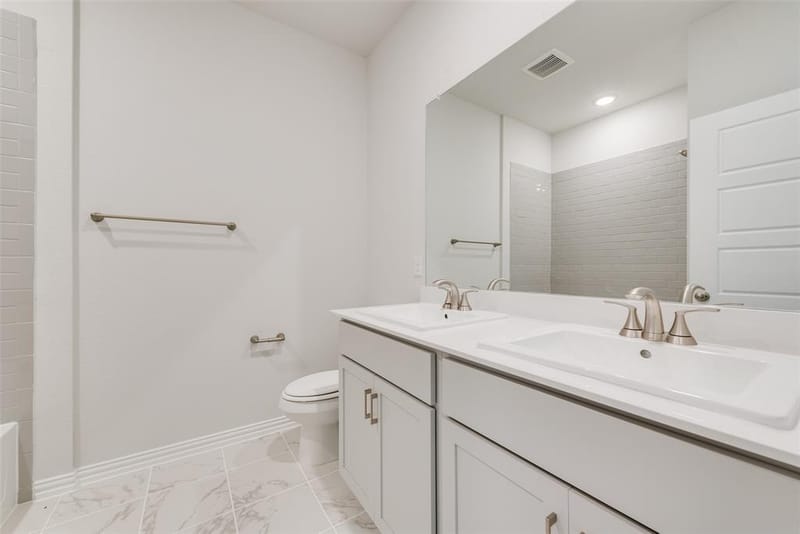 512 Marcus Lane, Crowley TX 76036 - Photo 17