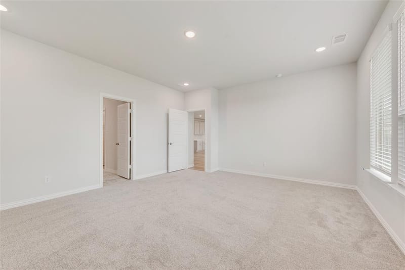 512 Marcus Lane, Crowley TX 76036 - Photo 12