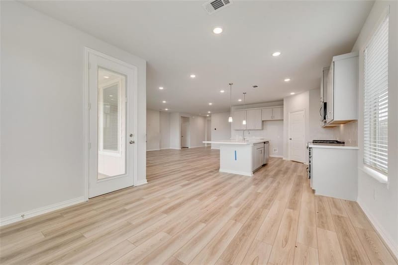 512 Marcus Lane, Crowley TX 76036 - Photo 8
