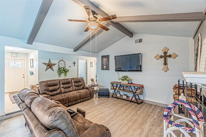 2608 Nelwin Place, Arlington TX 76016 - Photo 5