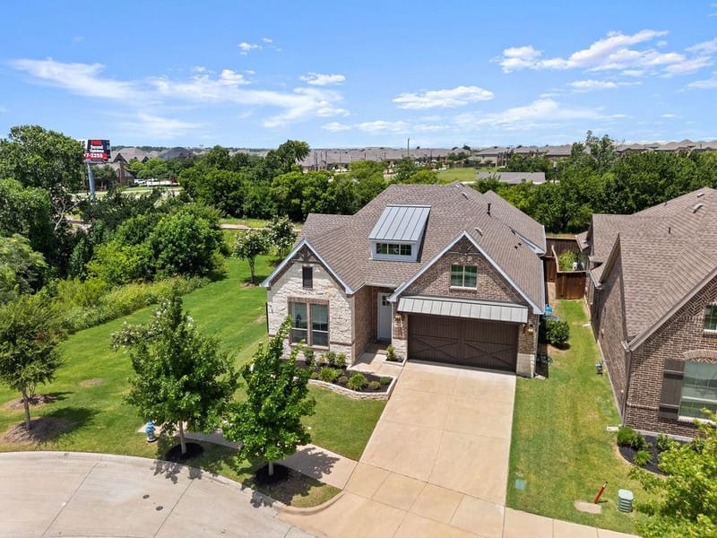 4705 Brockwell Drive, Carrollton TX 75010 - Photo 5