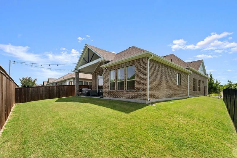4705 Brockwell Drive, Carrollton TX 75010 - Photo 31