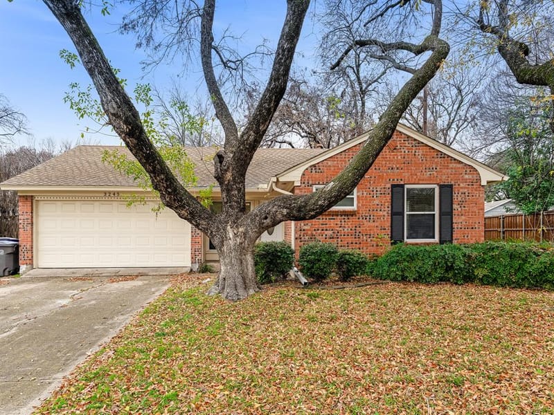 3245 Myra Lane, Farmers Branch TX 75234