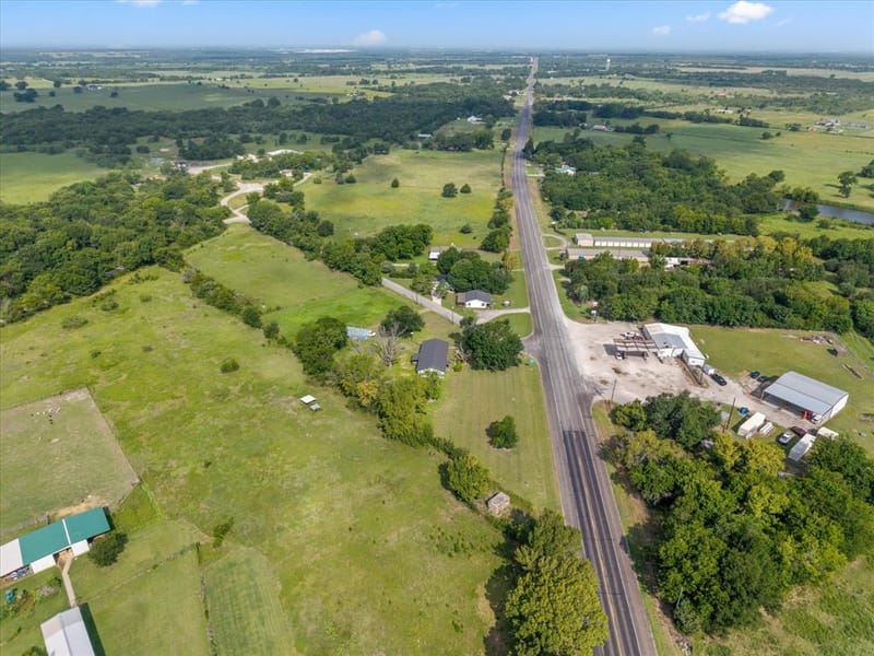 101 SE County Road 2240, Corsicana TX 75109 - Photo 29