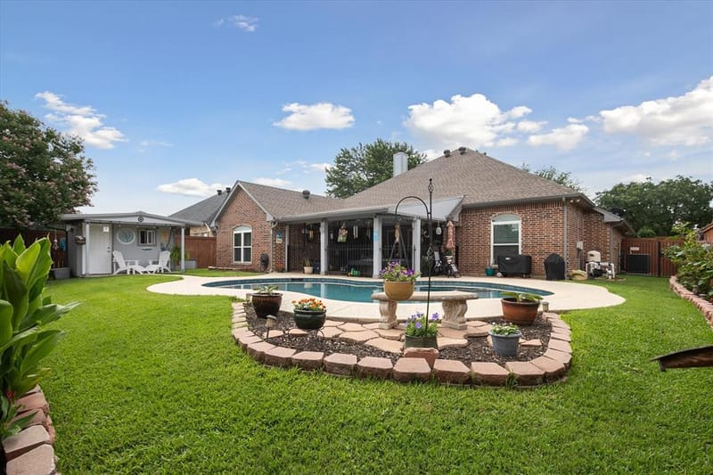 568 Willowview Drive, Saginaw TX 76179 - Photo 30