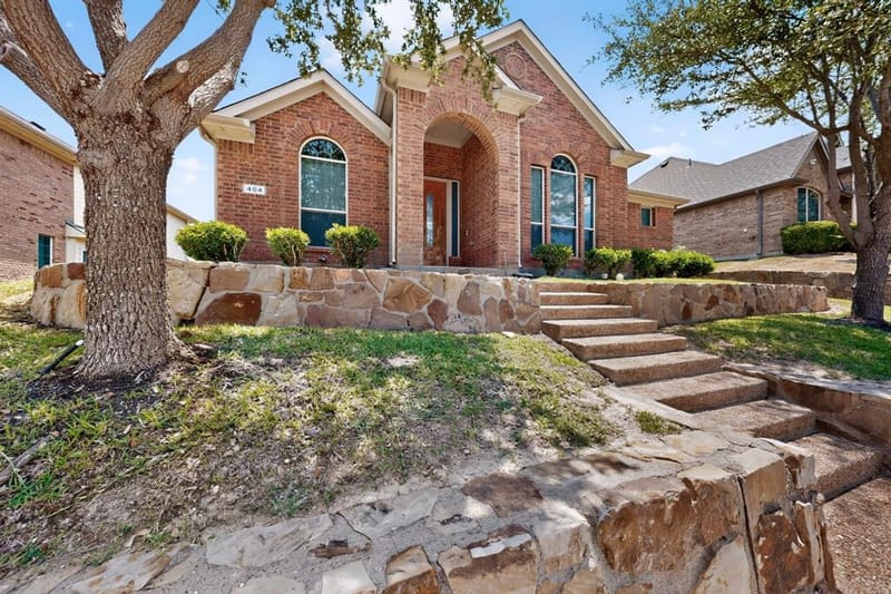 404 Castle Street, DeSoto TX 75115 - Photo 3