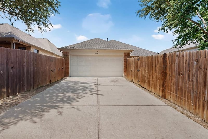 404 Castle Street, DeSoto TX 75115 - Photo 33
