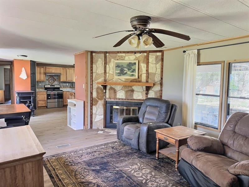 251 Country Oaks Lane, Brownwood TX 76801 - Photo 6