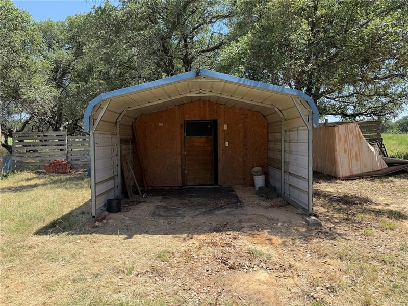 251 Country Oaks Lane, Brownwood TX 76801 - Photo 19